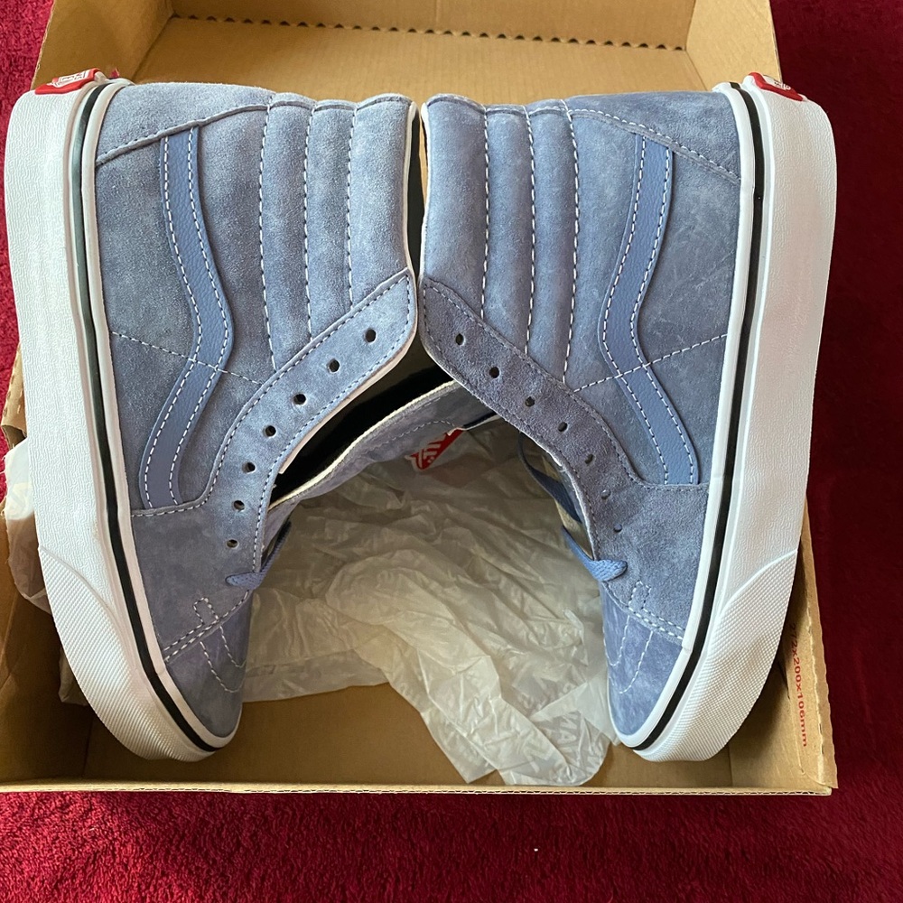 Vans - Picture 8 of 10